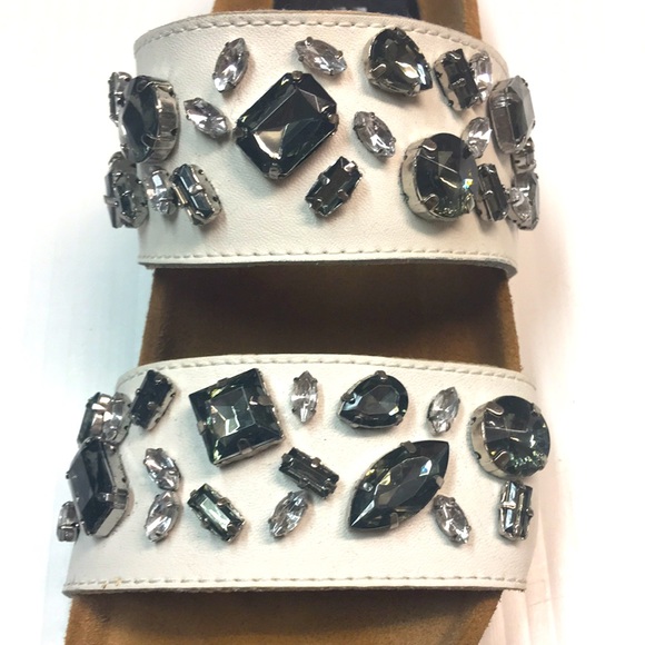 Design Lab Women’s White Leather Slides with Bling Embellishments. Sz 5. - Picture 6 of 11